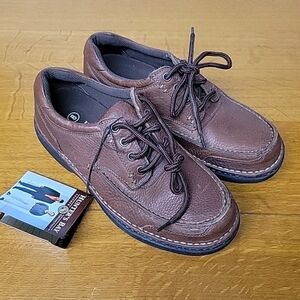 Brown Hunters Bay Leather Collection Men's Shoes -NEW! Size 8 Mens No Box